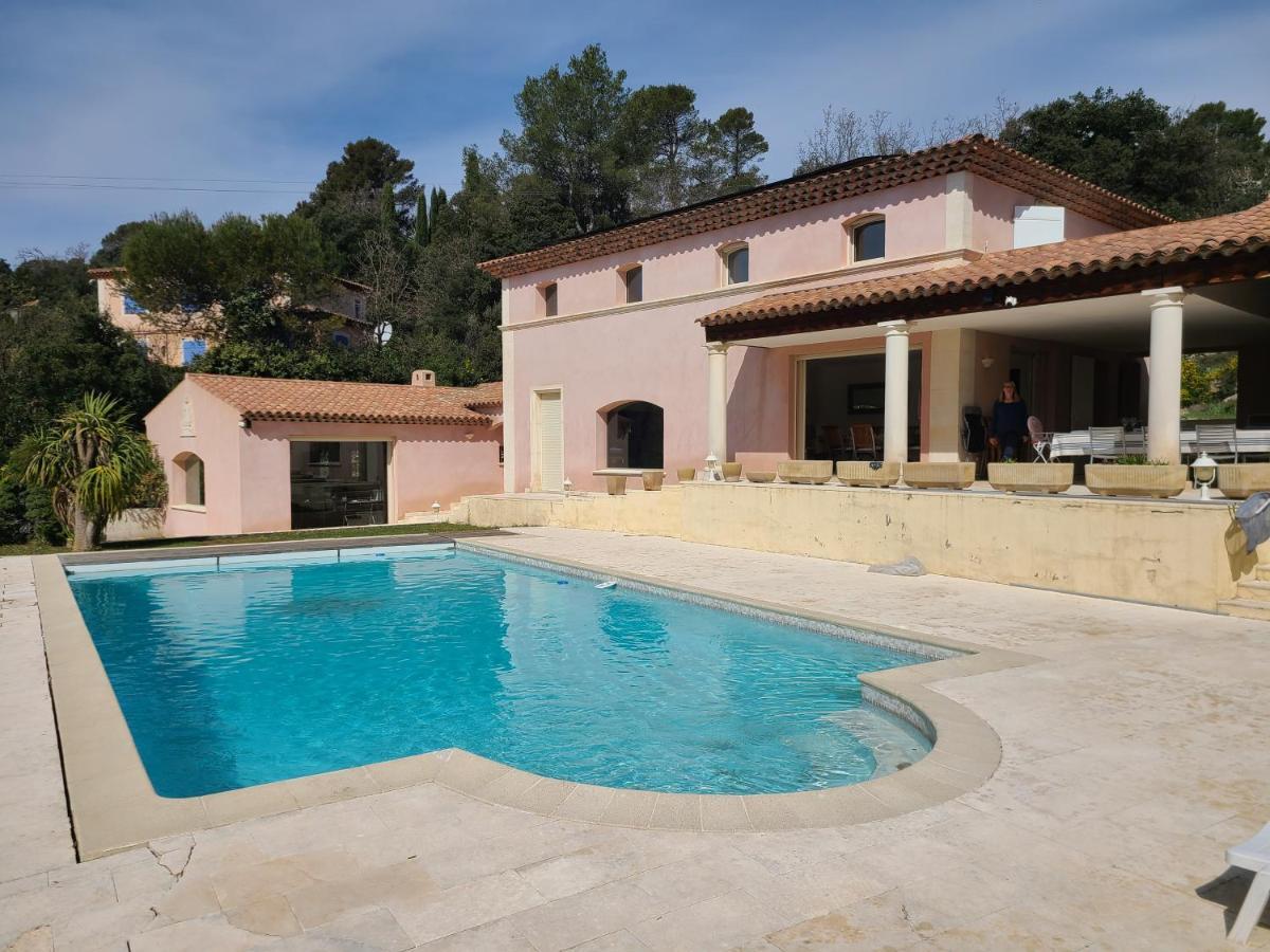 Villa Mycenes Garéoult Exteriör bild